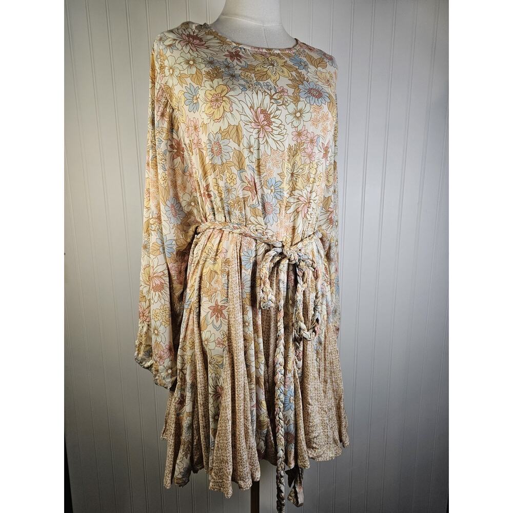 Vici Relaxed Floral Knoted Rope Belted Dress Women's M Romantic Boho Ruffle